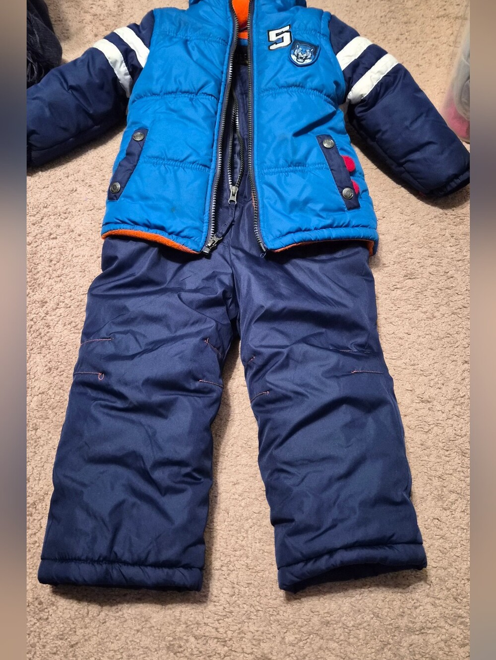 Boys 3T snowsuit